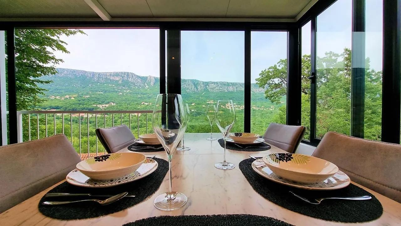 Amazing Sea-Mountain Valley View House With 3 Terraces And Huge Chill Gardens, 5Min From The Sea! Bribir