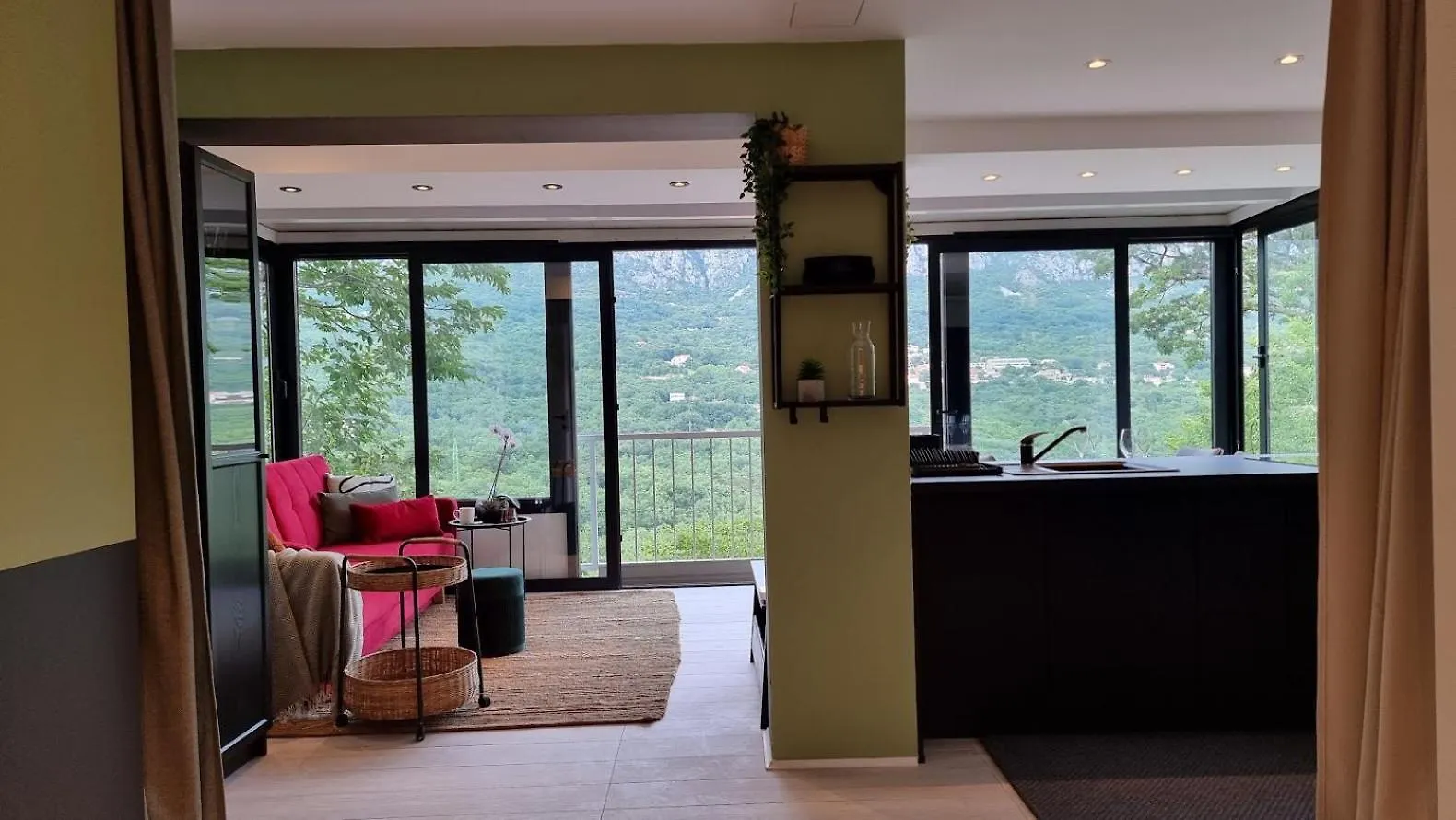 Amazing Sea-Mountain Valley View House With 3 Terraces And Huge Chill Gardens, 5Min From The Sea! Bribir  Holiday home